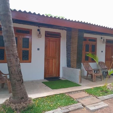 Amila Guest Ξενοδοχείο Trincomalee Εξωτερικό φωτογραφία