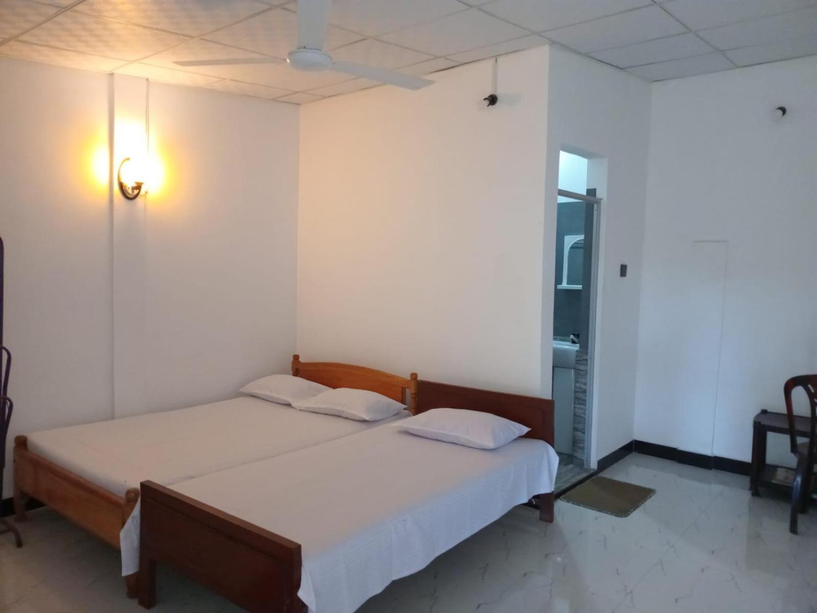 Amila Guest Ξενοδοχείο Trincomalee Εξωτερικό φωτογραφία